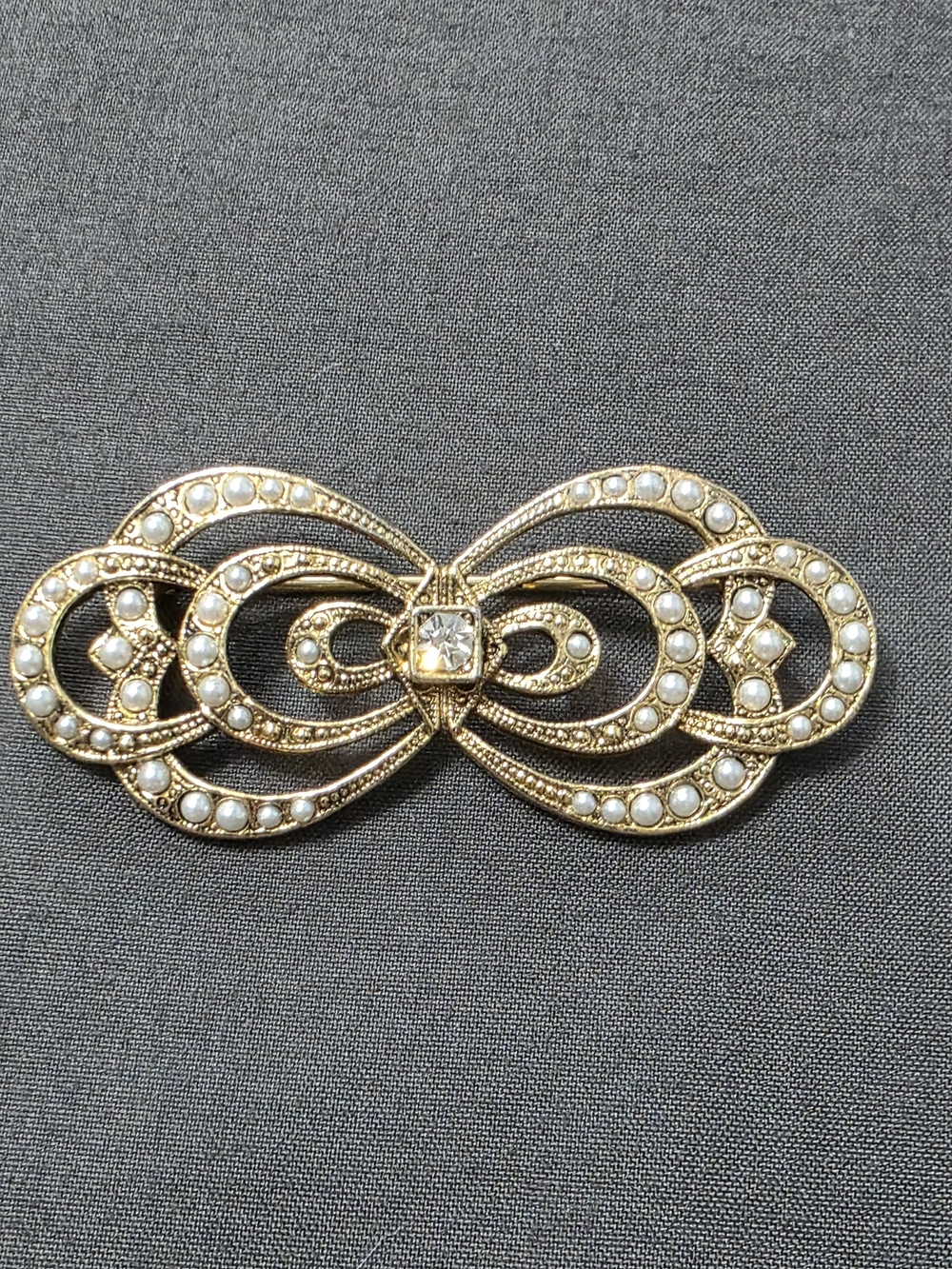 Estate Gold-Tone Vintage Art Deco Design Bow Brooch 278